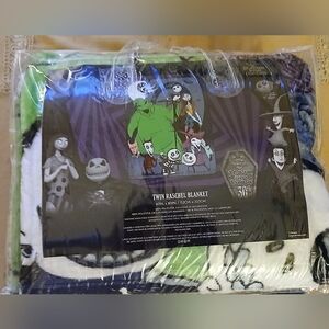 THE NIGHTMARE BEFORE CHRISTMAS TWIN SIZE BLANKET